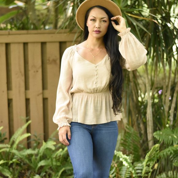 Romantic Blush Blouse - Picture 2 of 3